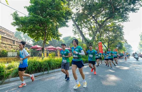  2019 하노이 수도권 마라톤에서 우승을 차지한 레 꾸옥 후엉의 도전과 정신